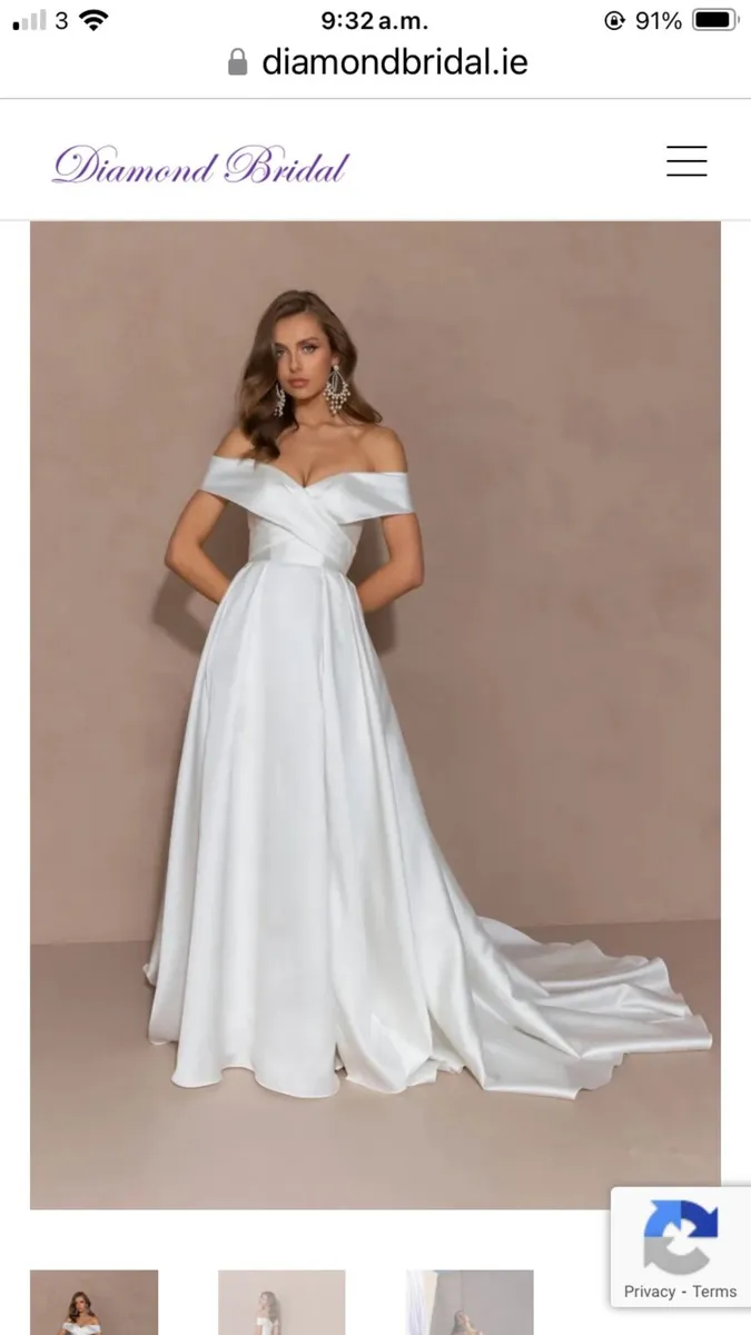 Wedding dress - Image 1