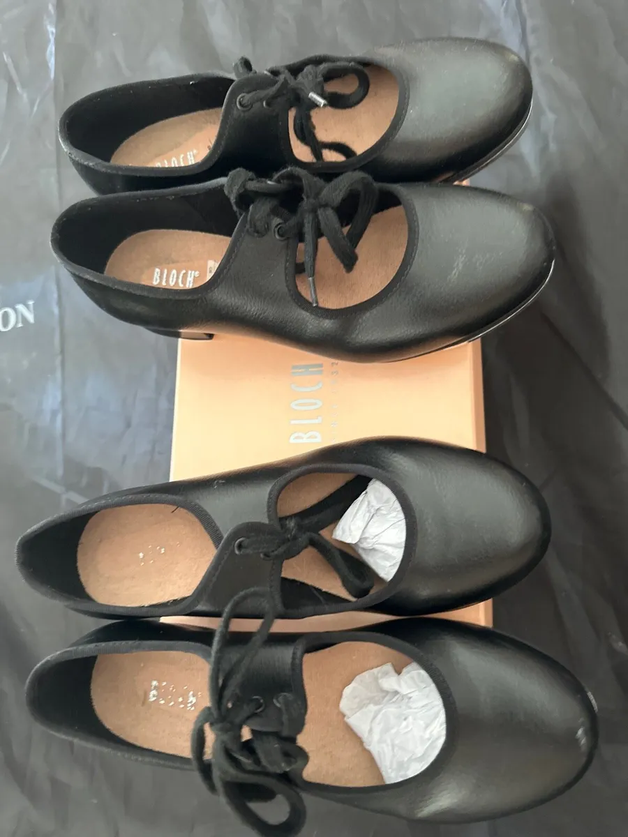 Bloch Tap Shoes - sizes 13.5 & 1.5 available - Image 1