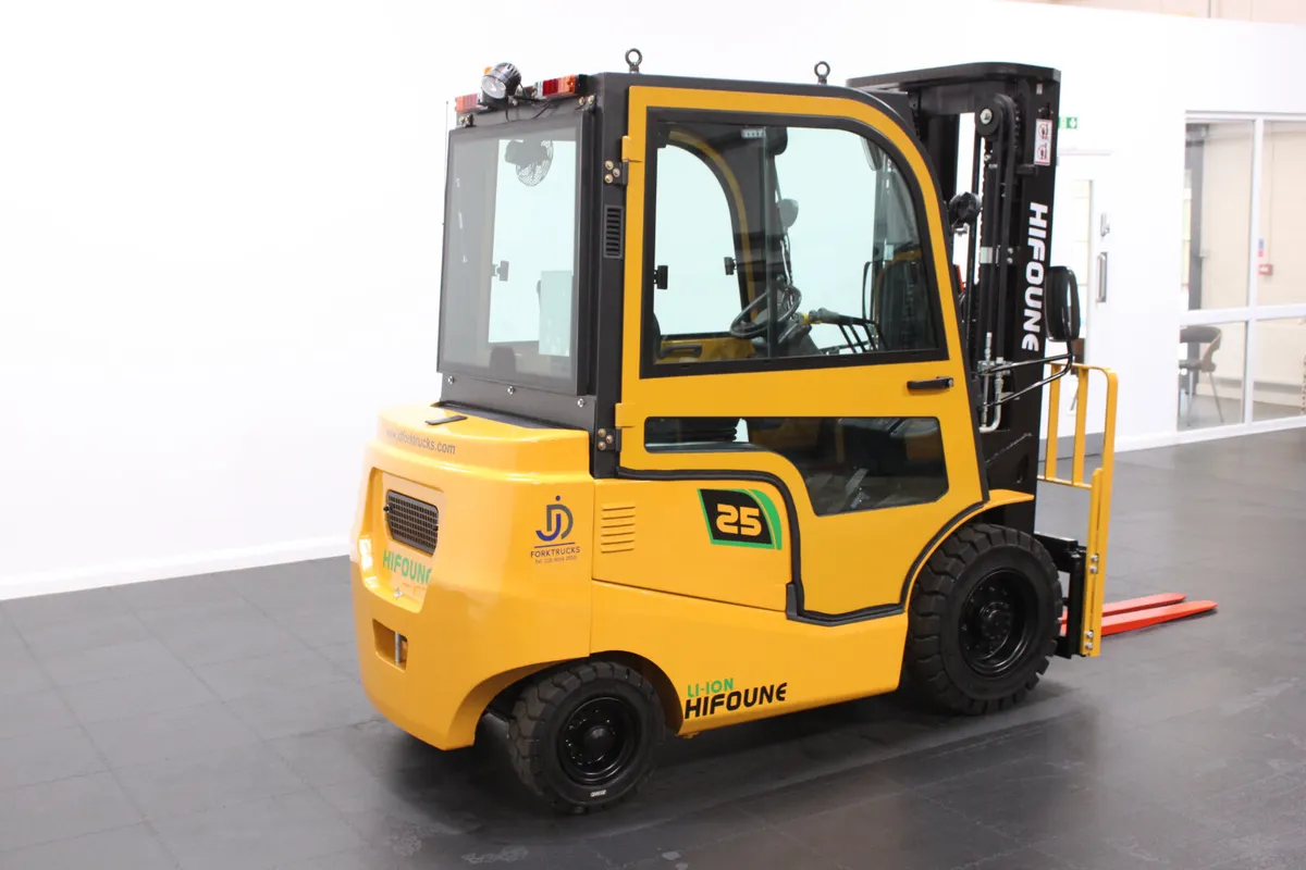 HIFOUNE FBL25 Full Cab – Li-ION Forklift - Image 3