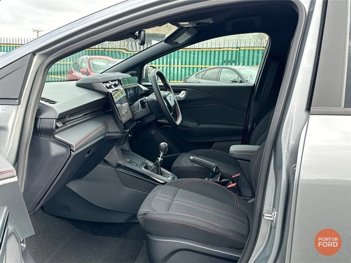 Ford Puma  new Puma  ST Line 1.0 Mhev 125HP - Image 4