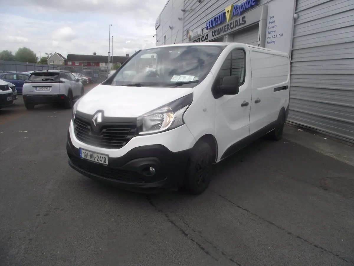 Renault Trafic 2019 LWB 1.6 - Image 3