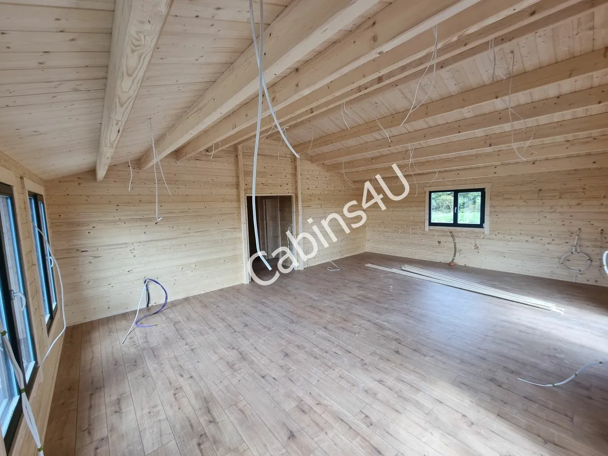 4 bedroom log cabin - Image 3