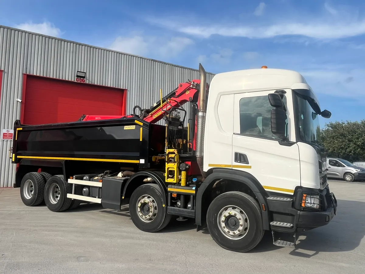 2019 Scania P410 XT 8x4 Thompson Tipper Grab - Image 3