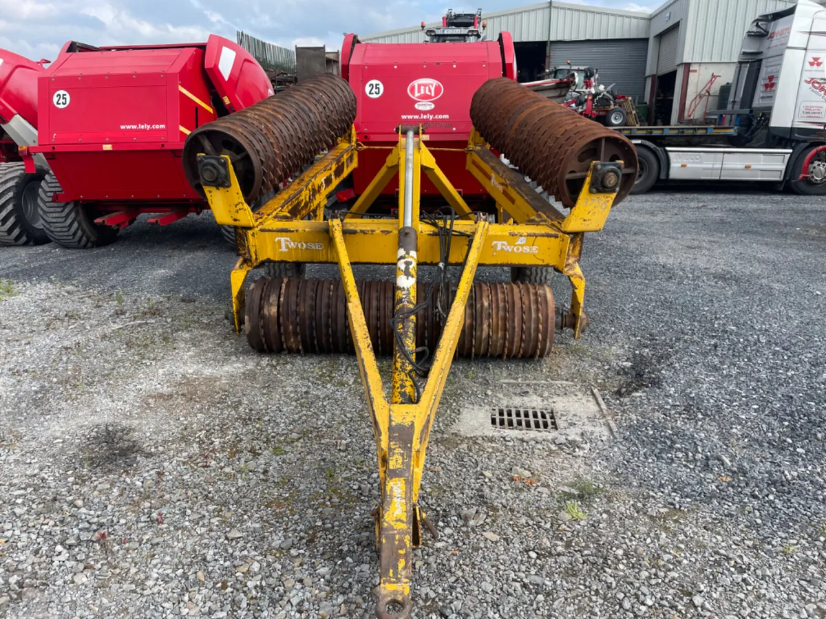 Twose 6.3m Ring Roller - Image 1