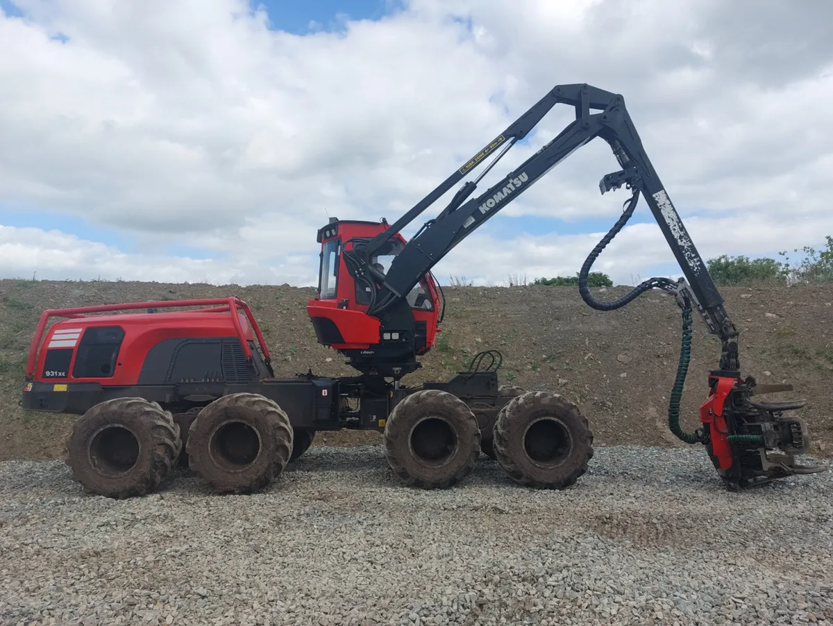 2019 Komatsu 931 XC Timber Harvester - Image 1