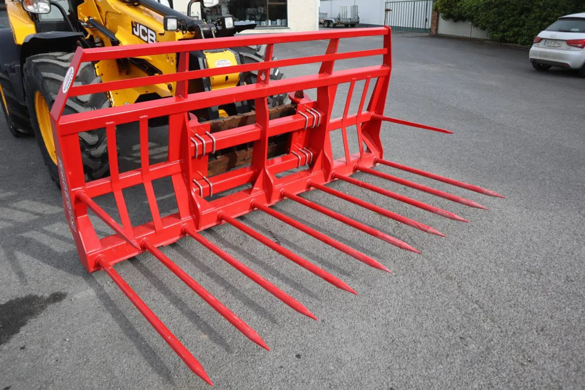 New redrock 9ft3 silage forks in stock - Image 4