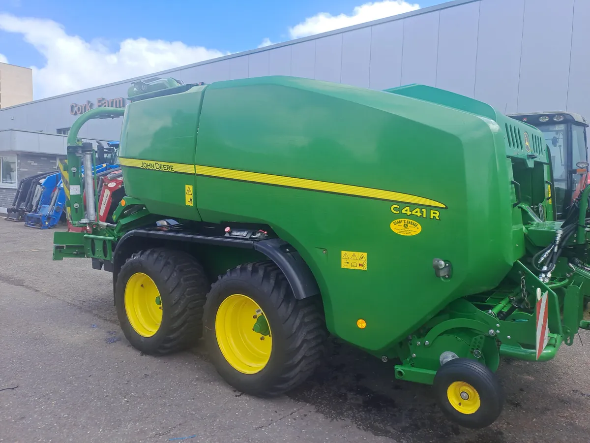 John Deere C441R Combi Baler - Image 1