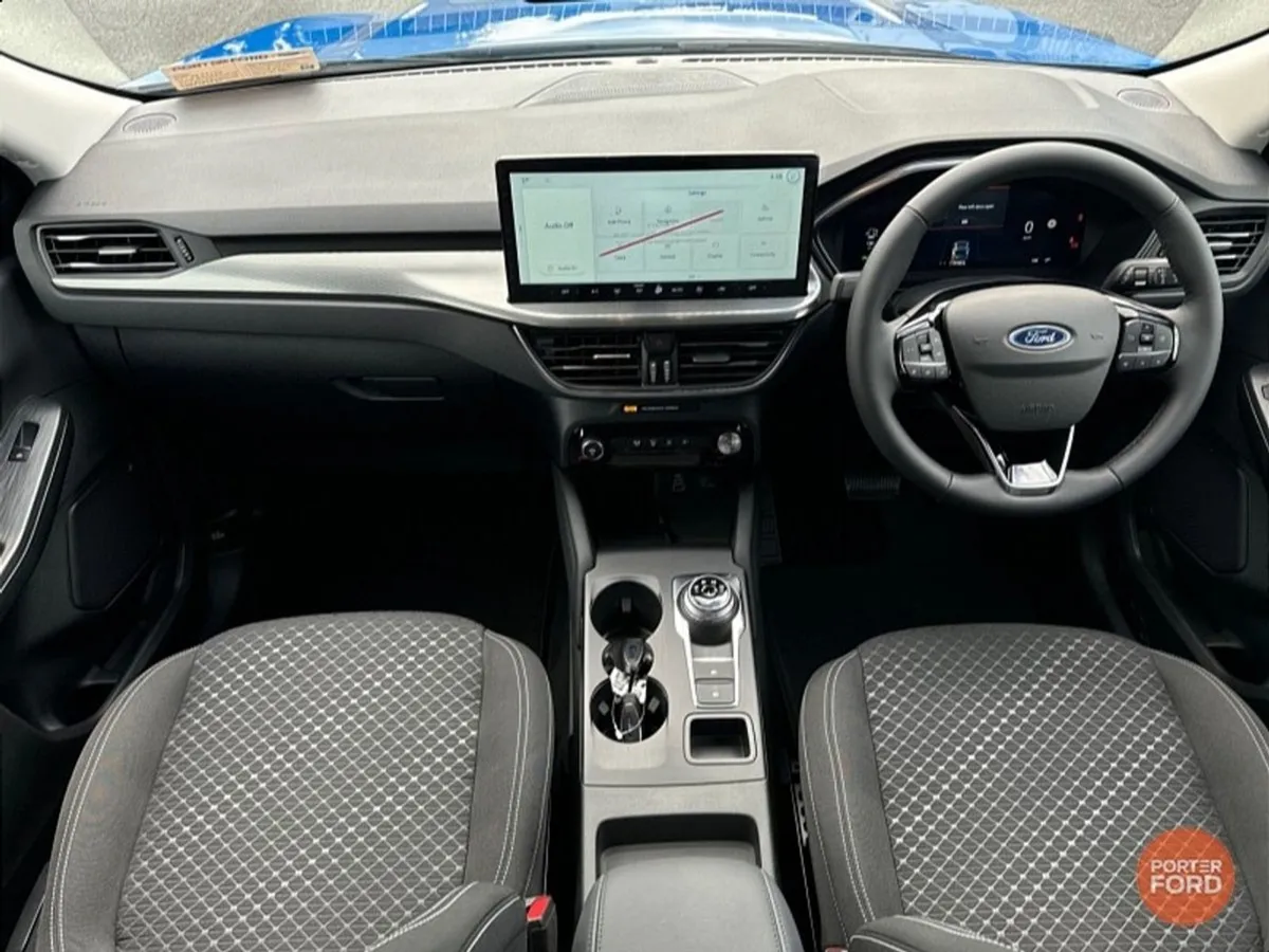 Ford Kuga  all New Kuga  Phev Titanium - Image 3