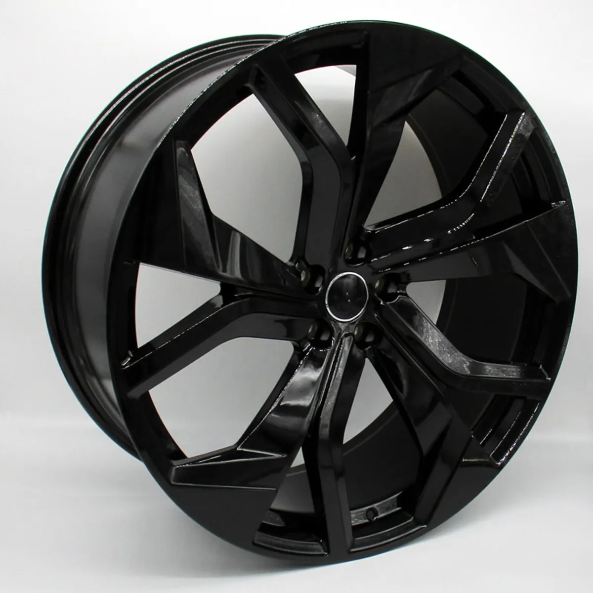 23inch RSQ8 Style Alloys & Tyres for VW Touareg - Image 3