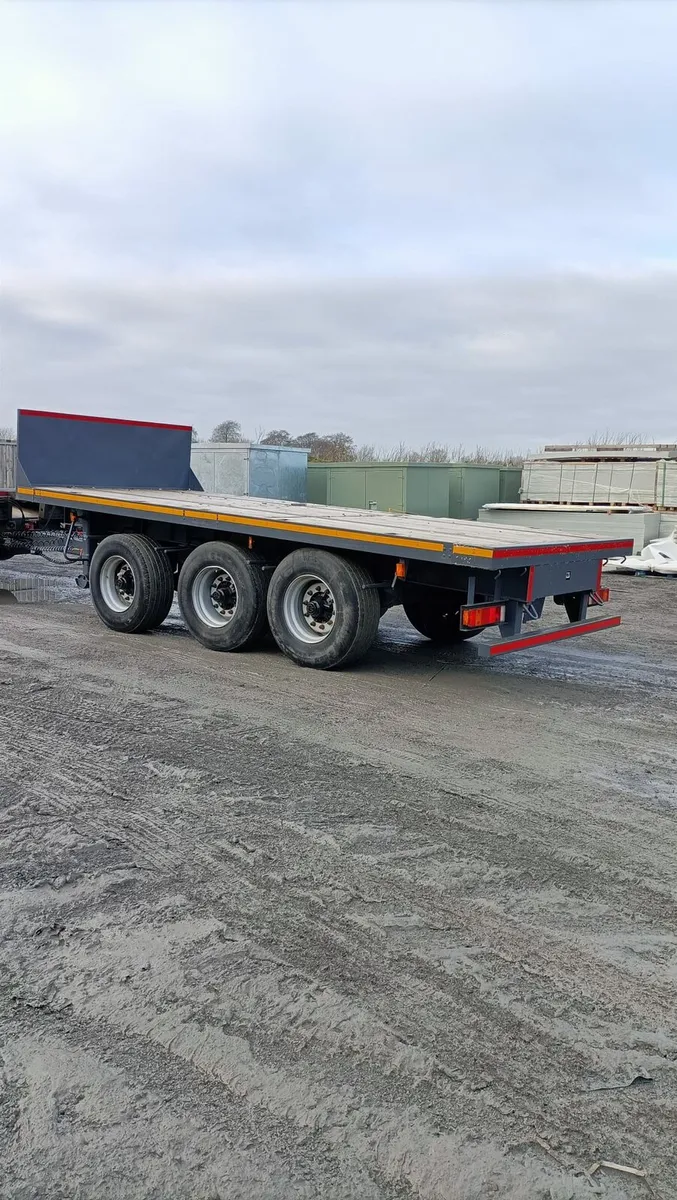 Lorry trailer - Image 1