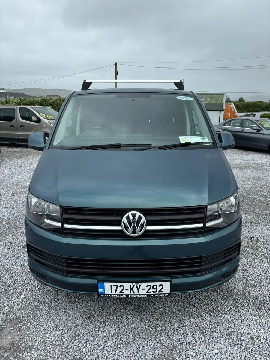 Volkswagen Transporter 2017 - Image 1