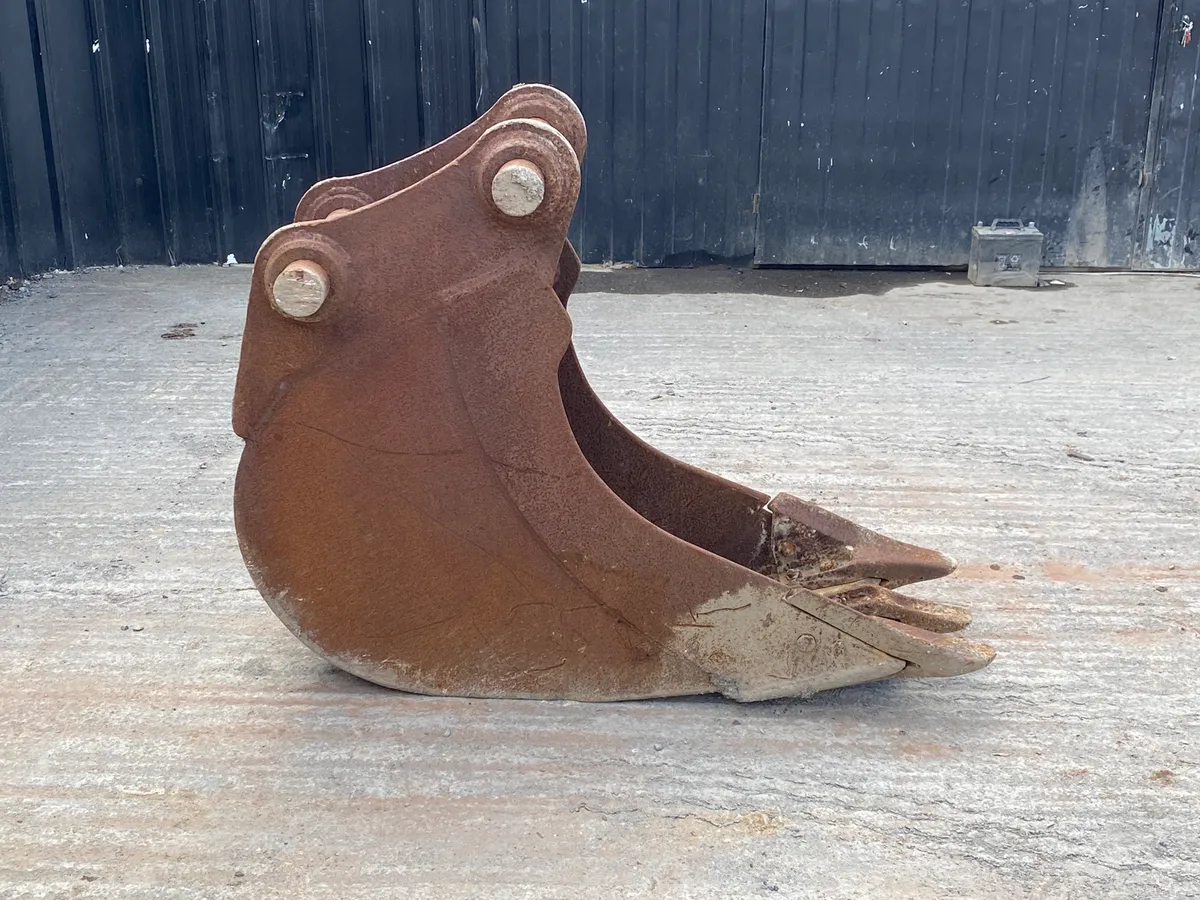 Excavator Bucket - Image 2