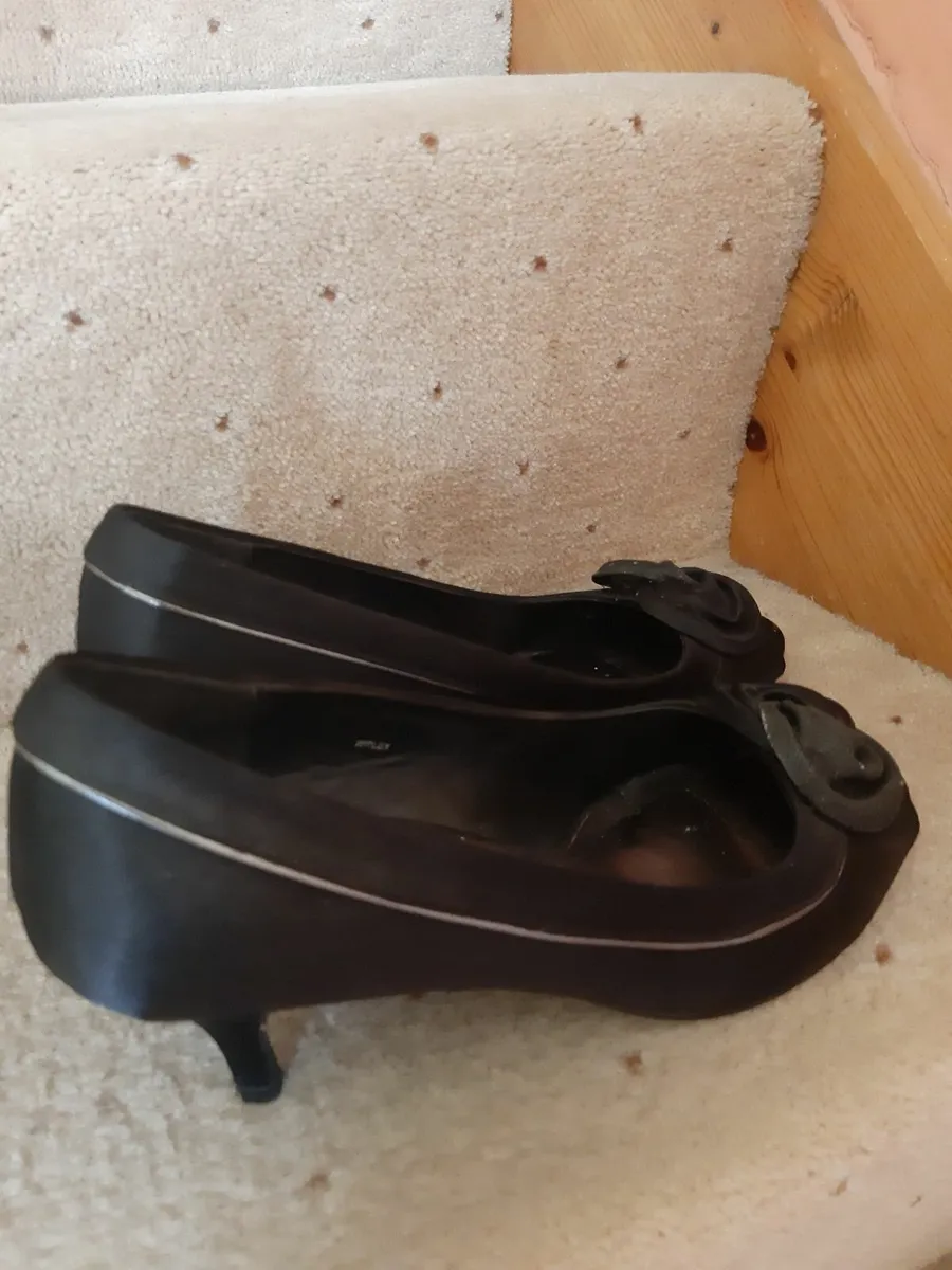 Shoes - Image 2