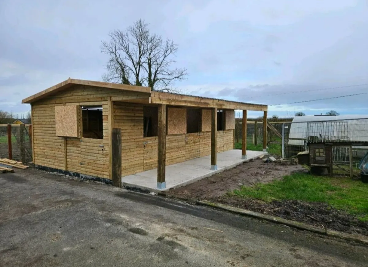 Stables And Field Shelters - Image 1