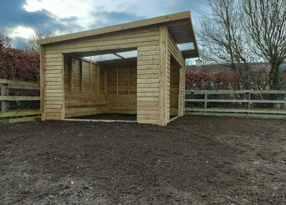 Stables And Field Shelters - Image 3