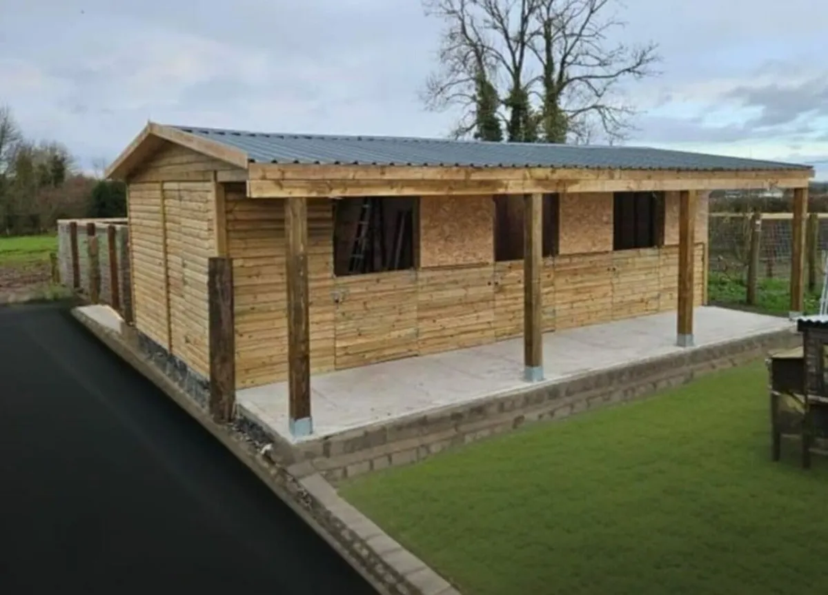 Stables And Field Shelters - Image 4