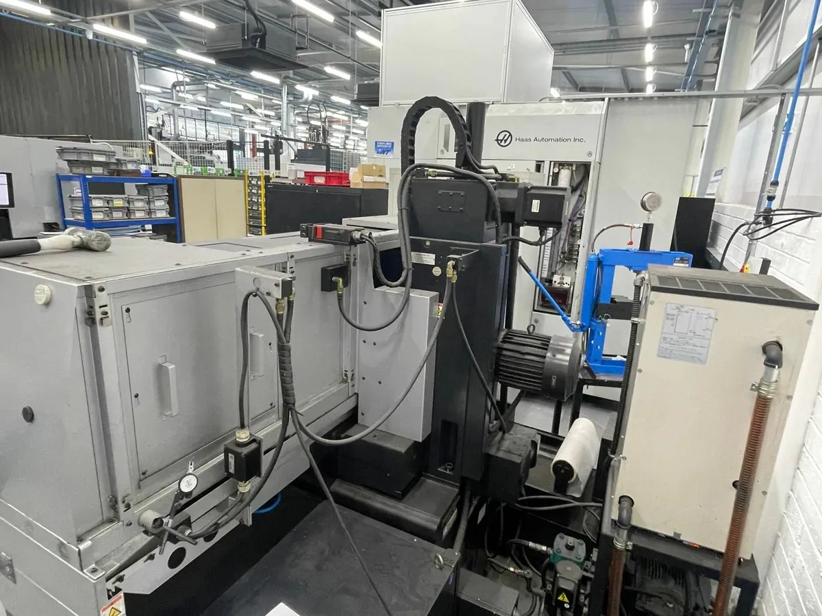 Okamoto ACC42SA-iQ CNC Surface Grinder - Image 4