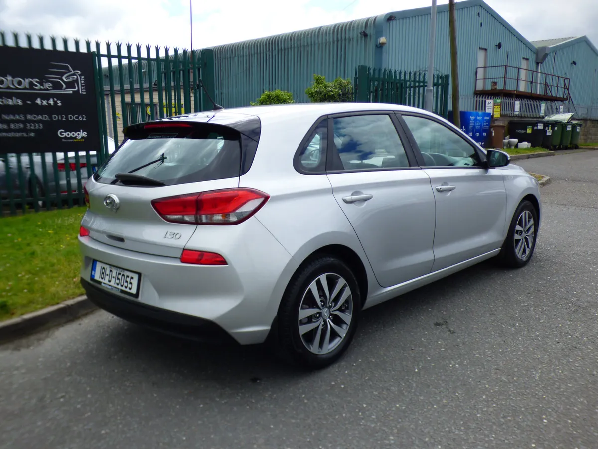 HYUNDAI I30 1.6 CRDI DELUXE 5DR - Image 3