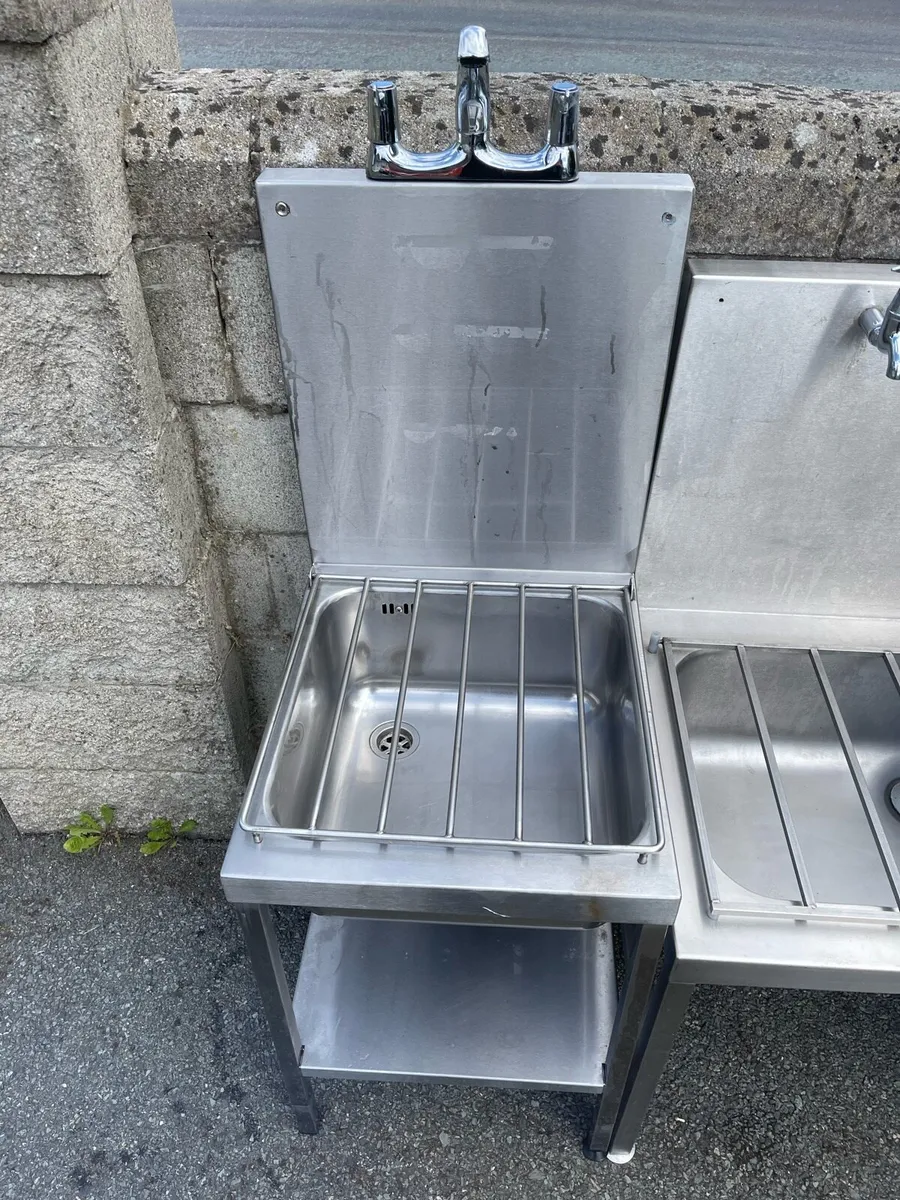 Various size Mop sinks - Image 2
