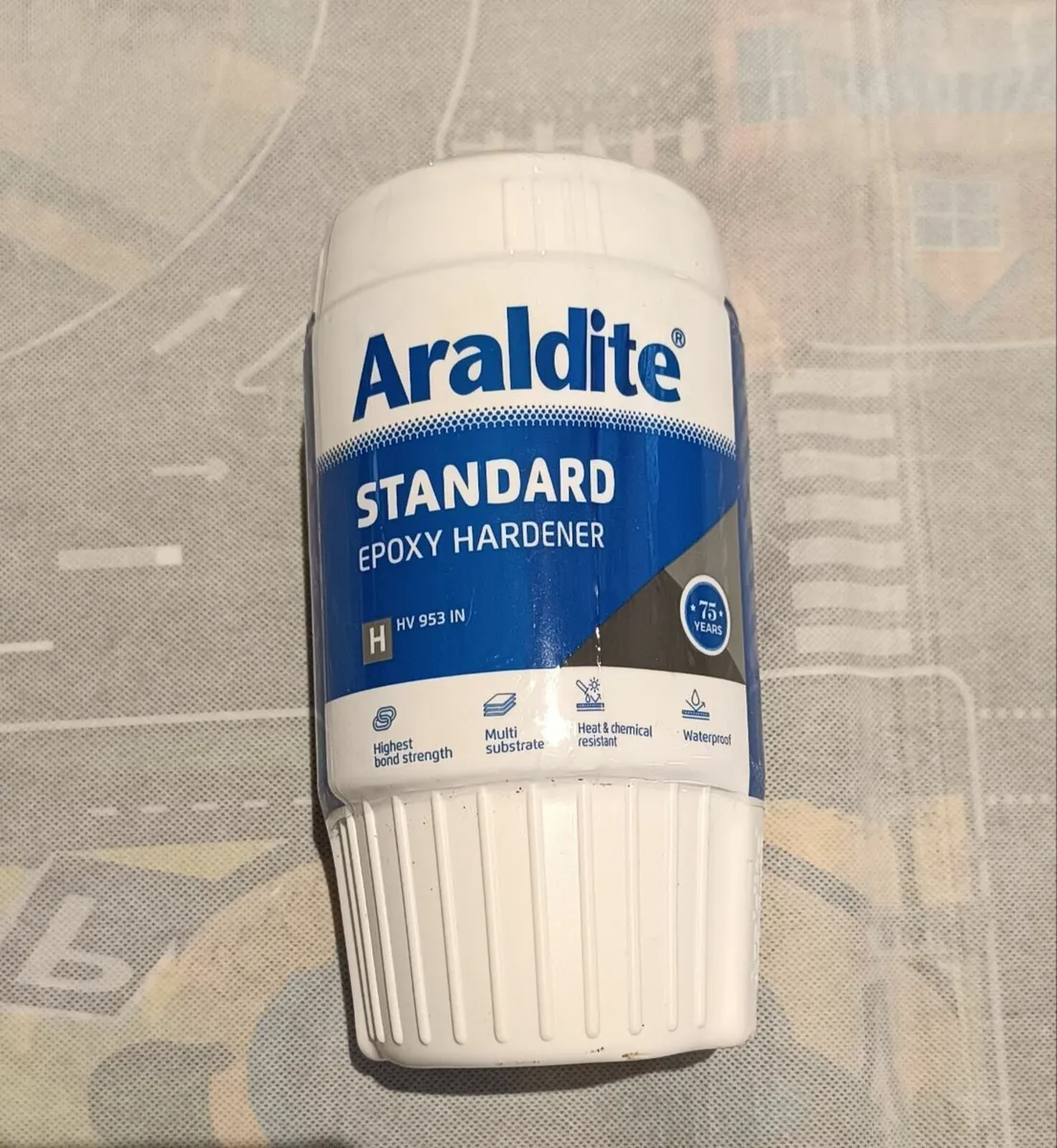 Araldite 2-part Epoxy Adhesive, value pack 1.8 kg - Image 2