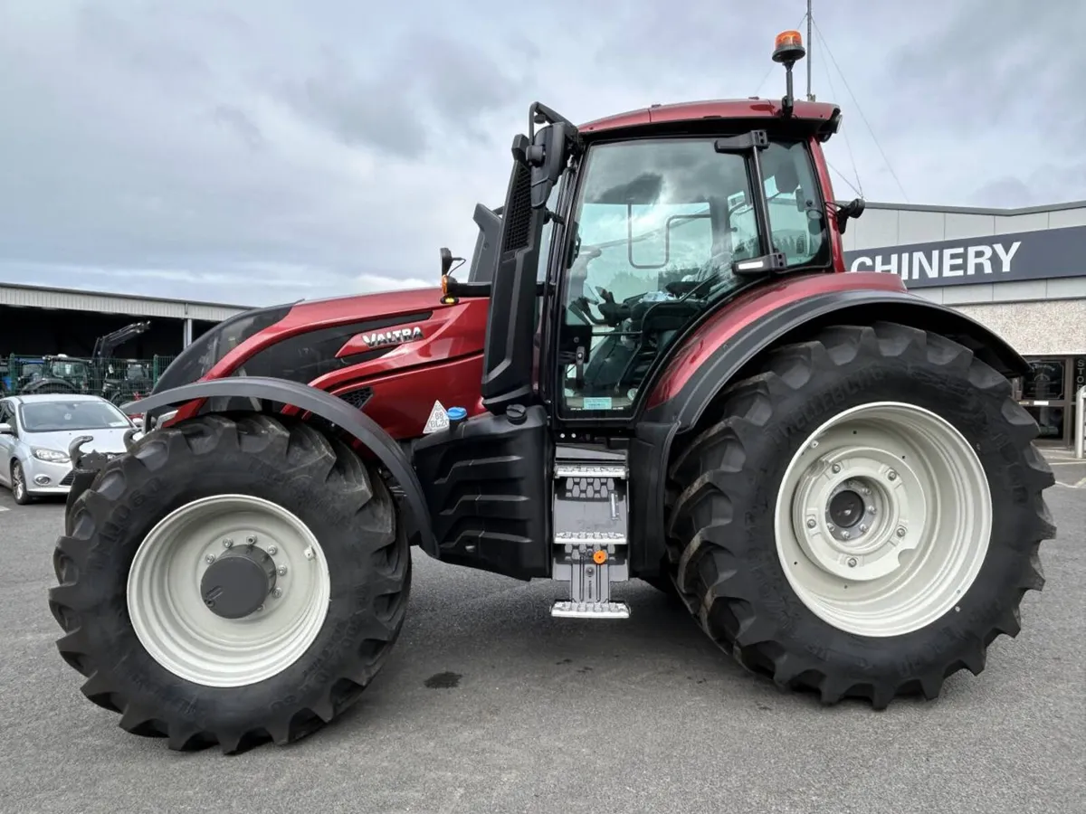 New Valtra T235 Versu - Image 2