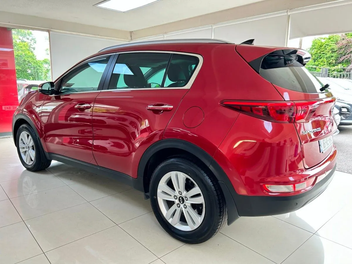 Kia Sportage EX Sunroof - Image 4