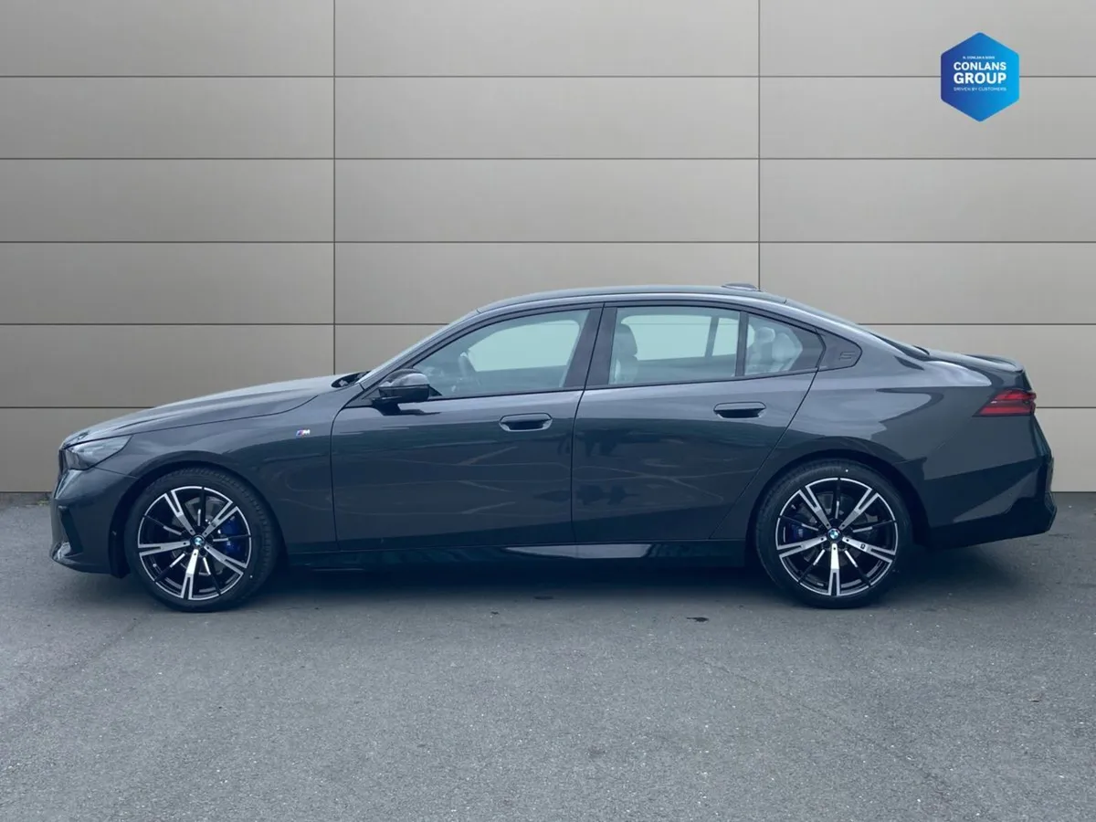 BMW 5 Series 520i M Sport Pro - Image 4