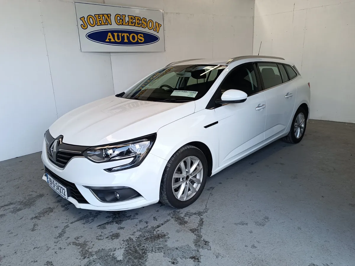 Renault Megane 2019 - Image 2