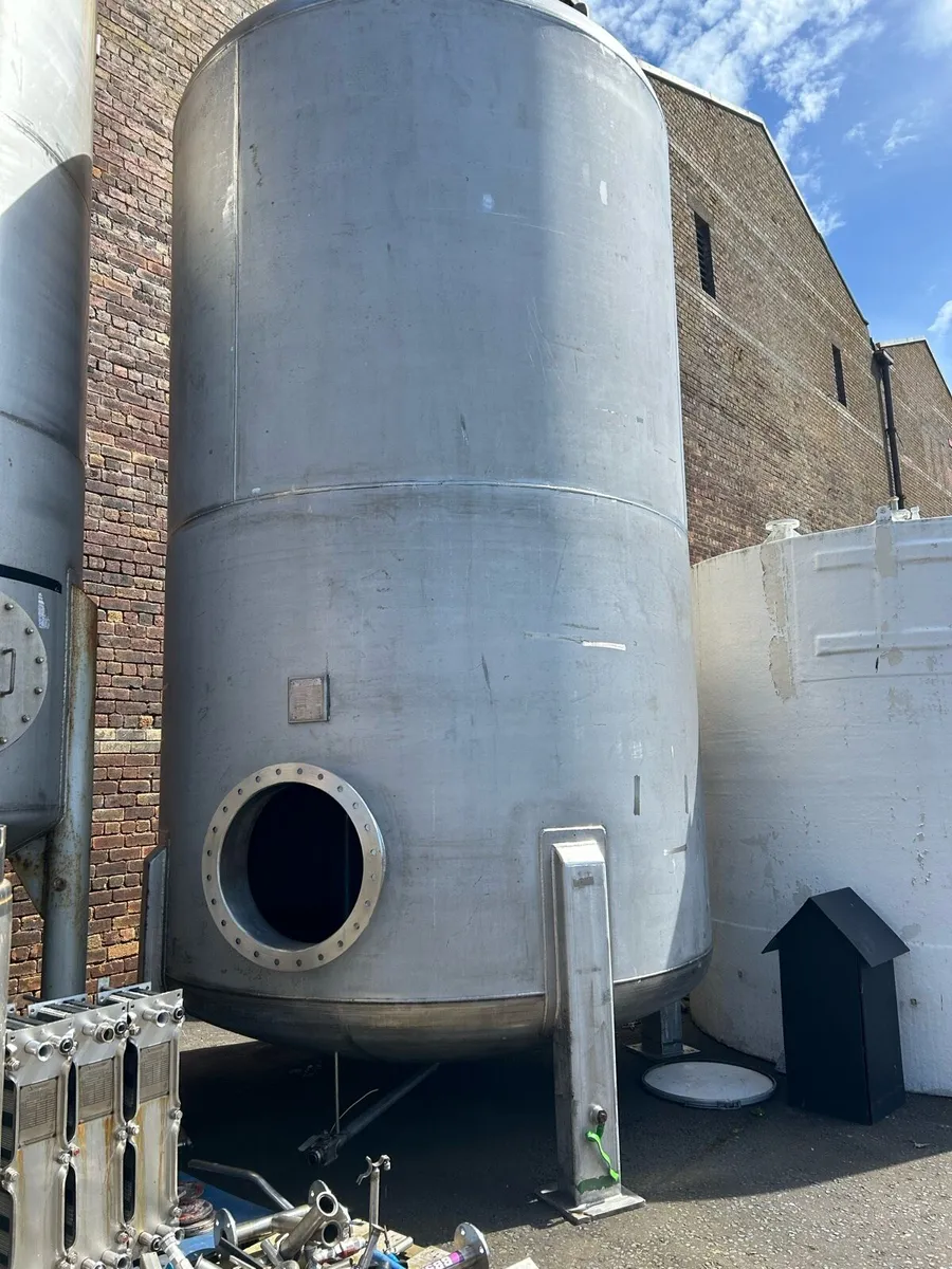 25,000 litre Stainless Steel Tank - Image 1