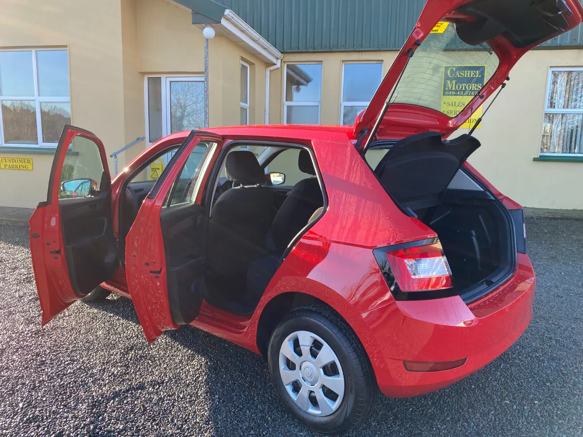 192 reg Skoda Fabia in Showroon Condition - Image 3