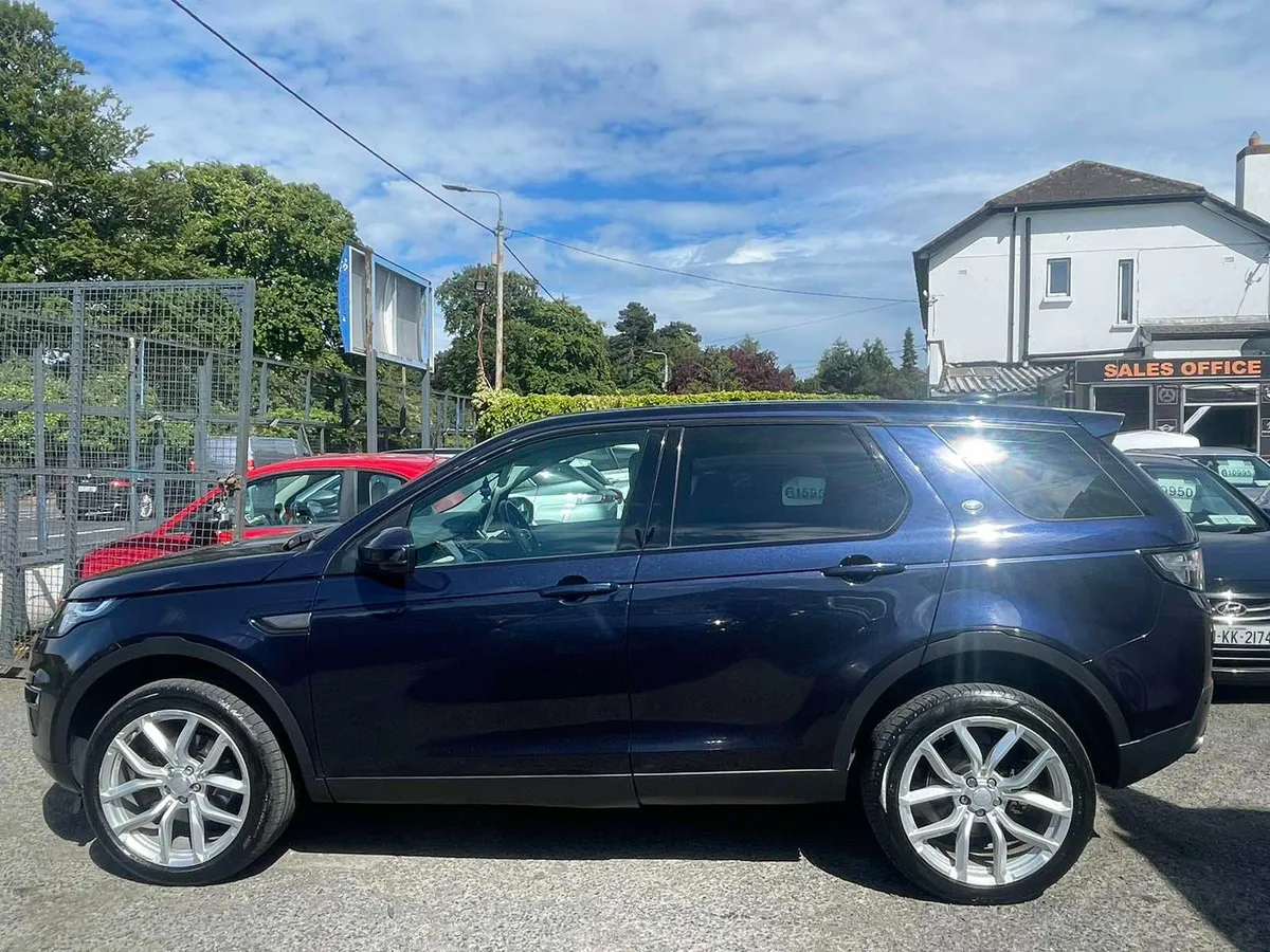 2017 Discovery Sport 7 SEATS - Image 3