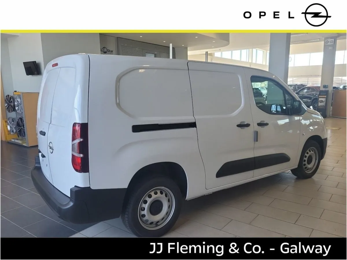 Opel Combo Komfort L2h1 1.5 Diesel - Image 4