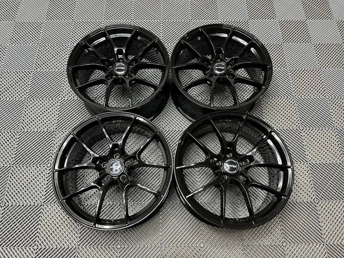 18 19" Strom F1 Alloys Ford Focus Monde0 5x108 - Image 1