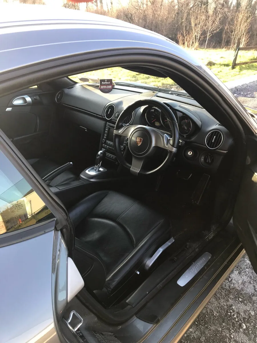 Porsche Cayman - Image 4