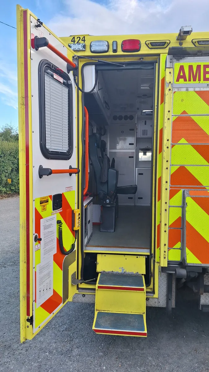 2017 Ambulance Body For Sale - Image 4