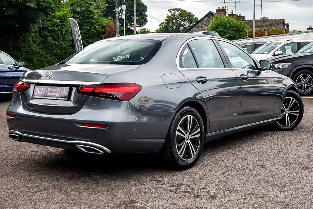 Mercedes-Benz E-Class E220d Avantgarde 194bhp Auto - Image 3