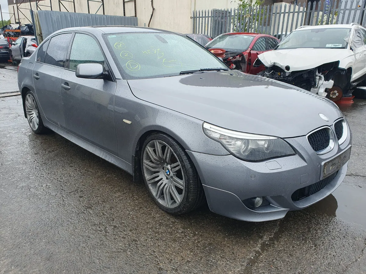 07 BMW 520 2.0D M SPORT AUTO FOR BREAKING - Image 2