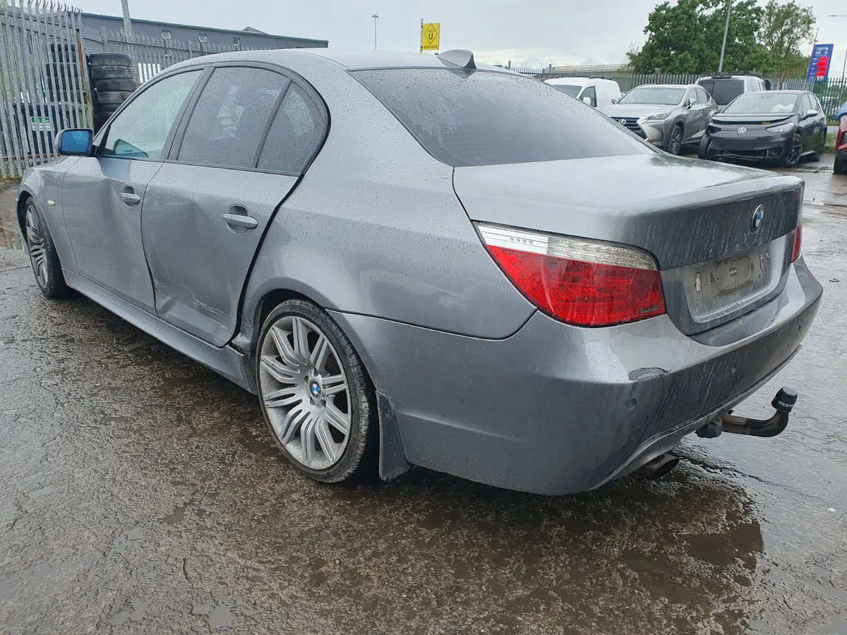 07 BMW 520 2.0D M SPORT AUTO FOR BREAKING - Image 4