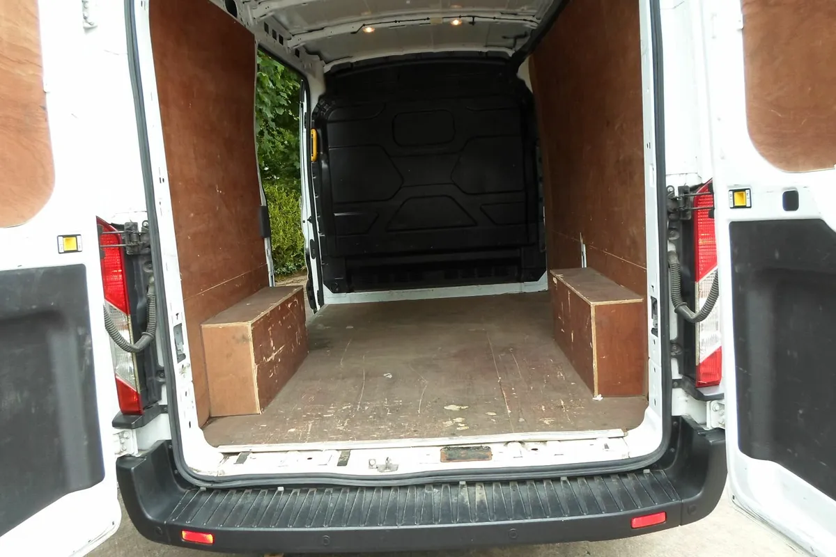 Ford Transit 2020 - Image 4