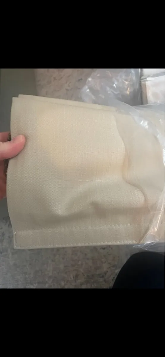 Roman Blinds x 4 (€30 each)Beige - Image 2