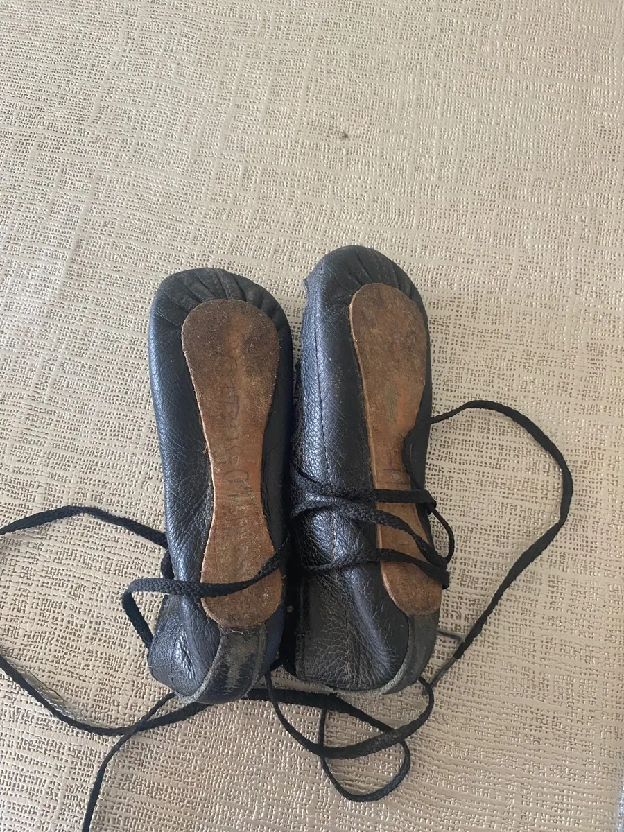 Irish dancing shoes for sale in Co. Kilkenny for €5 on DoneDeal
