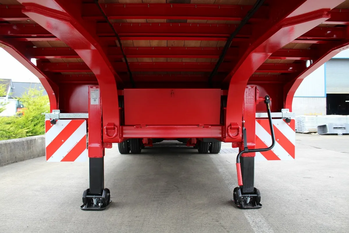 🚨 Brand New MAC-S3-44 Stepframe Low Loader 🚨 - Image 2