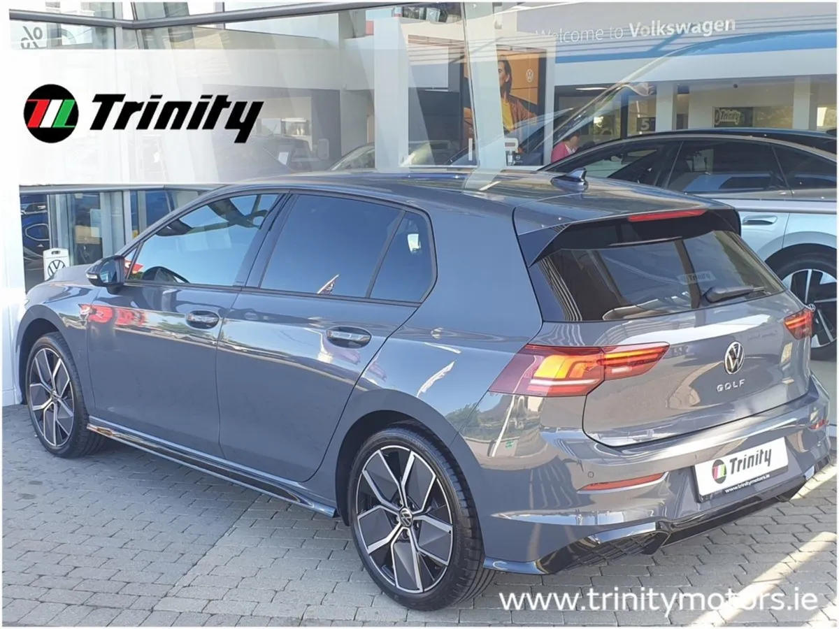 Volkswagen Golf R-line 1.5 TSI 150 BHP New Model - Image 3