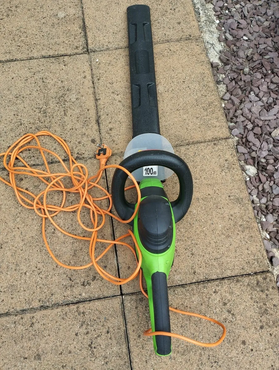 Corded Hedge Trimmer with 26 inch Blade for sale in Co. Limerick for €