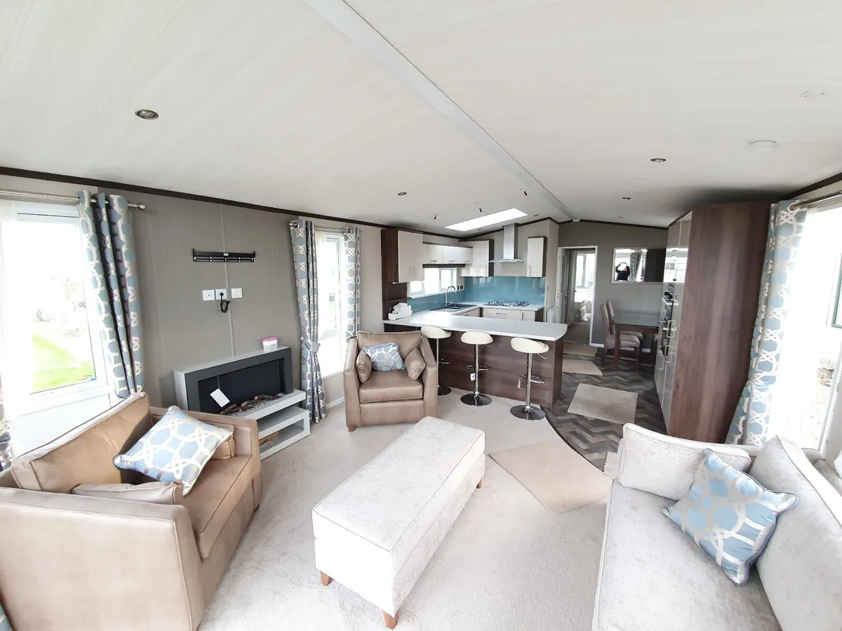 Mobile Home Full Residential - Image 3