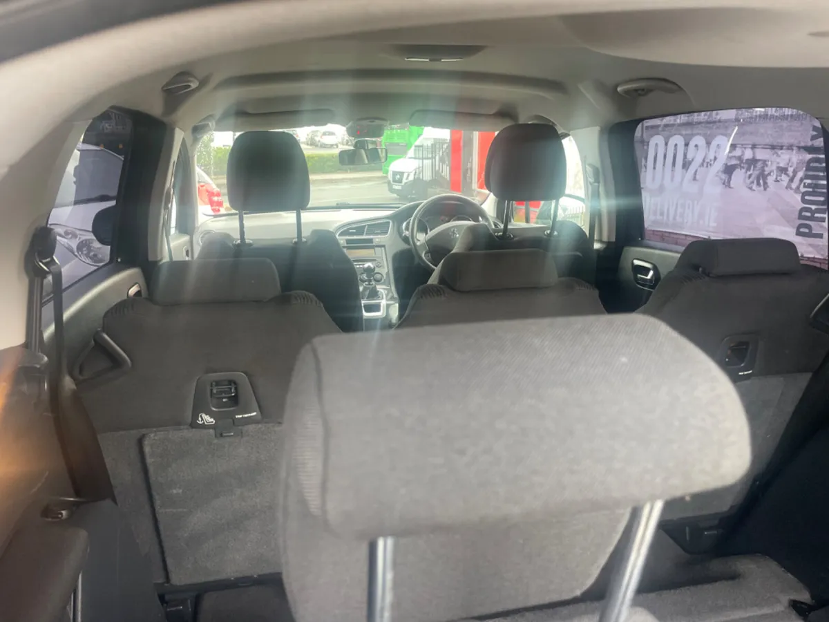 Peugeot 5008 2013 7 seater Bargin - Image 3