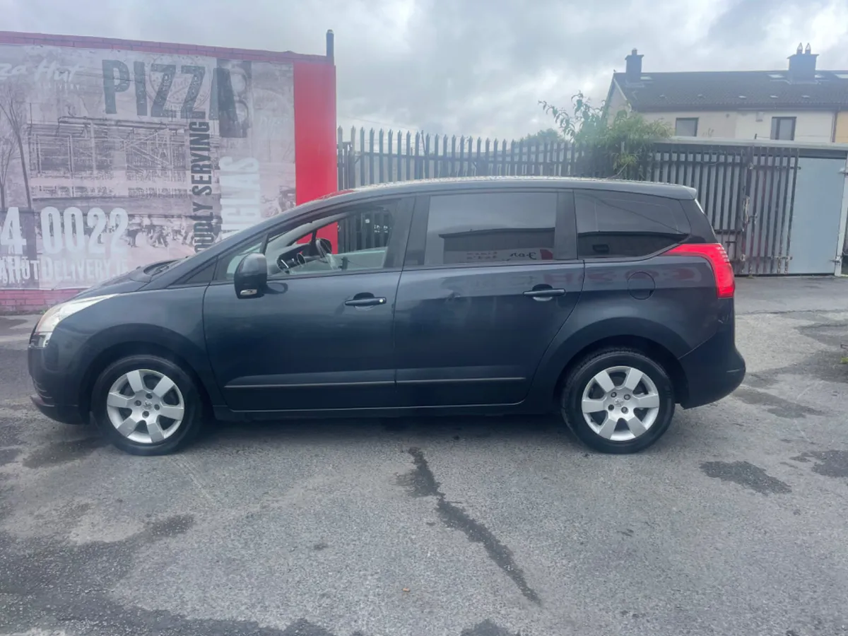 Peugeot 5008 2013 7 seater Bargin - Image 4