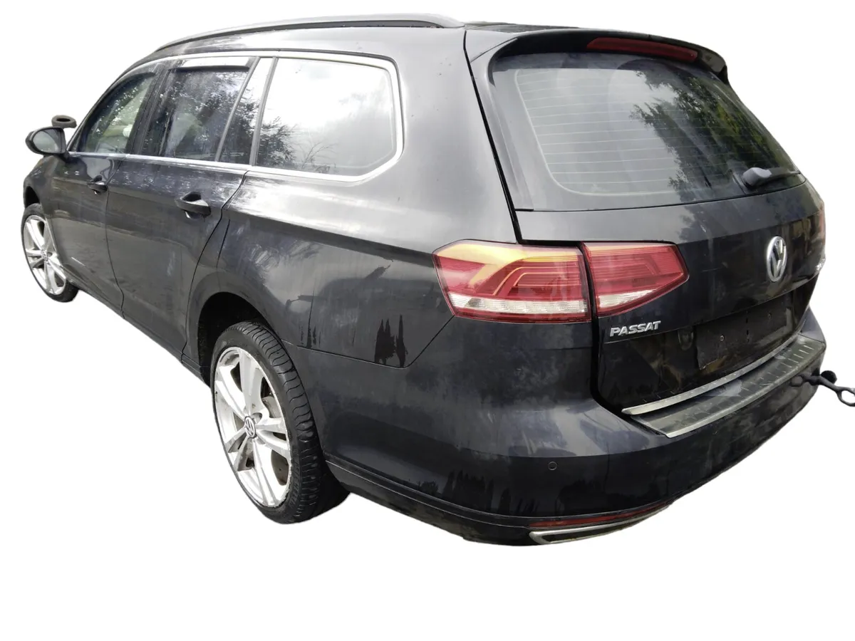 2015 VOLKSWAGEN PASSAT For Breaking/Dismantling - Image 3