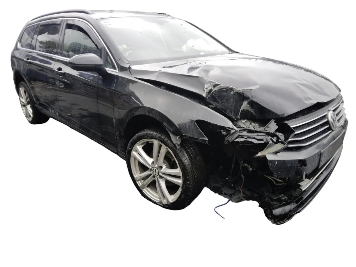 2015 VOLKSWAGEN PASSAT For Breaking/Dismantling - Image 4