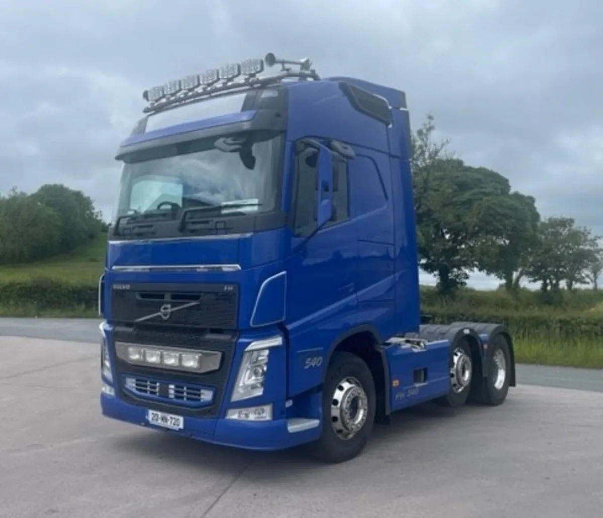 201 Volvo FH 540 6x2 Tractor Unit - Image 2